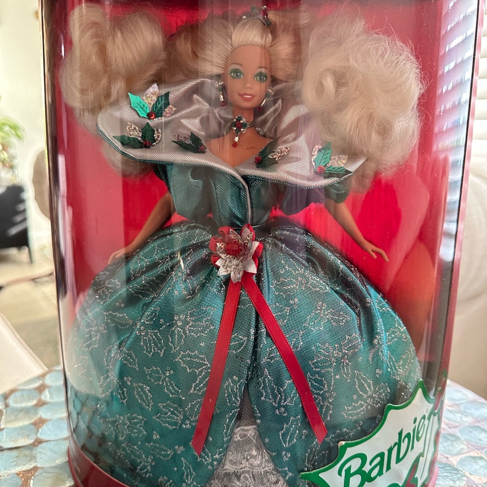 1995 Happy Holidays Barbie